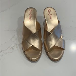 Lilly Pulitzer gold metallic wedge sandals